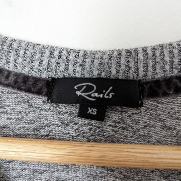 Rails light heather fuzzy grey oversized relaxed fit knit Micah short sleeve tee - Picture 3 of 6